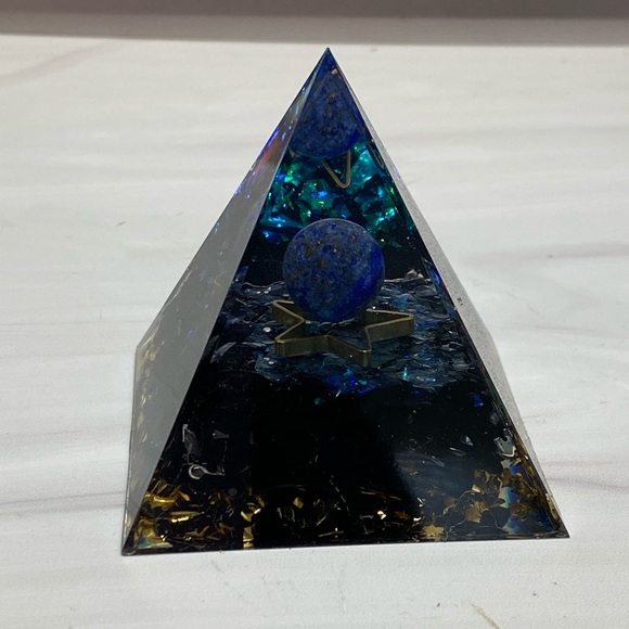 Lapis Lazuli Obsidian Orgone Pyramid  Generator | Reiki - Picture 3 of 10
